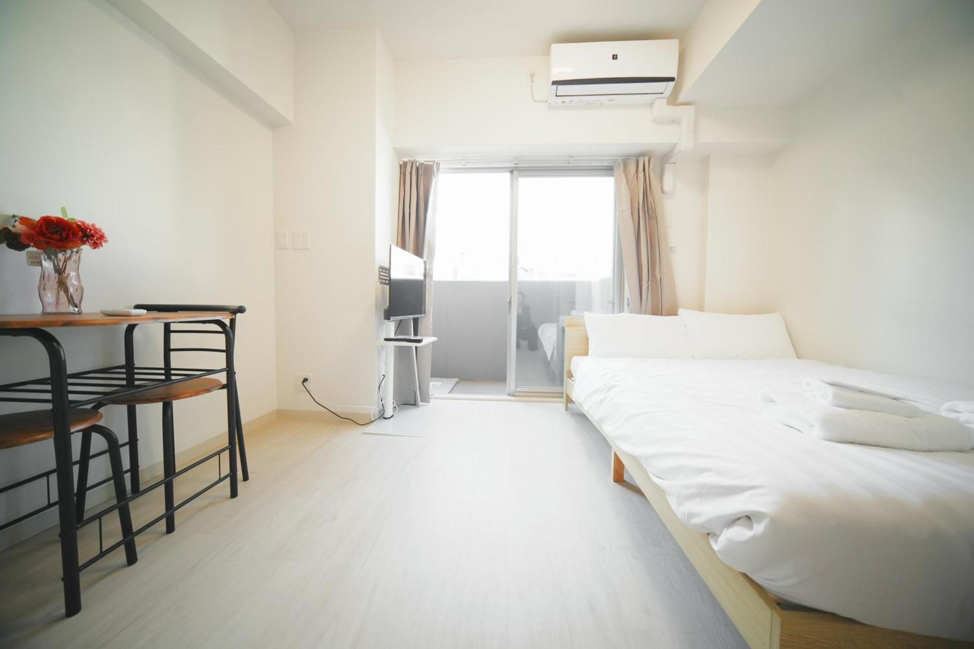 Color Tsuruhashi Apartment Osaka Bagian luar foto